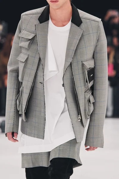 Look 41
